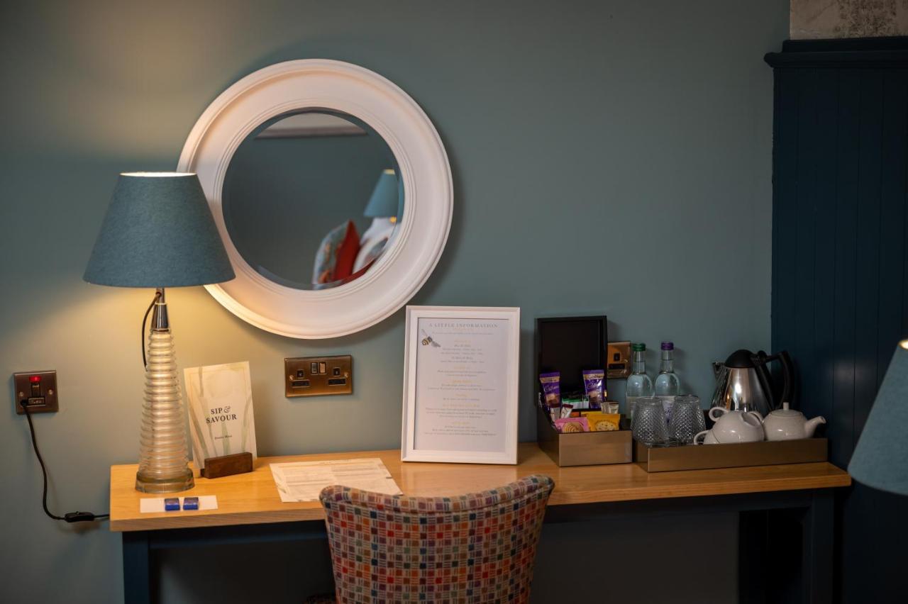 Victoria Hotel By Chef & Brewer Collection Menai Bridge Exteriör bild